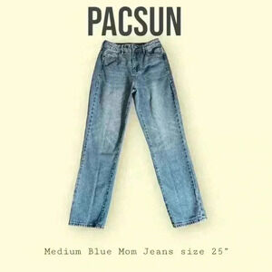 Pacsun Medium Blue Mom Jean 25”
